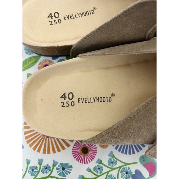 Tan Suede Clogs - Picture 3 of 4